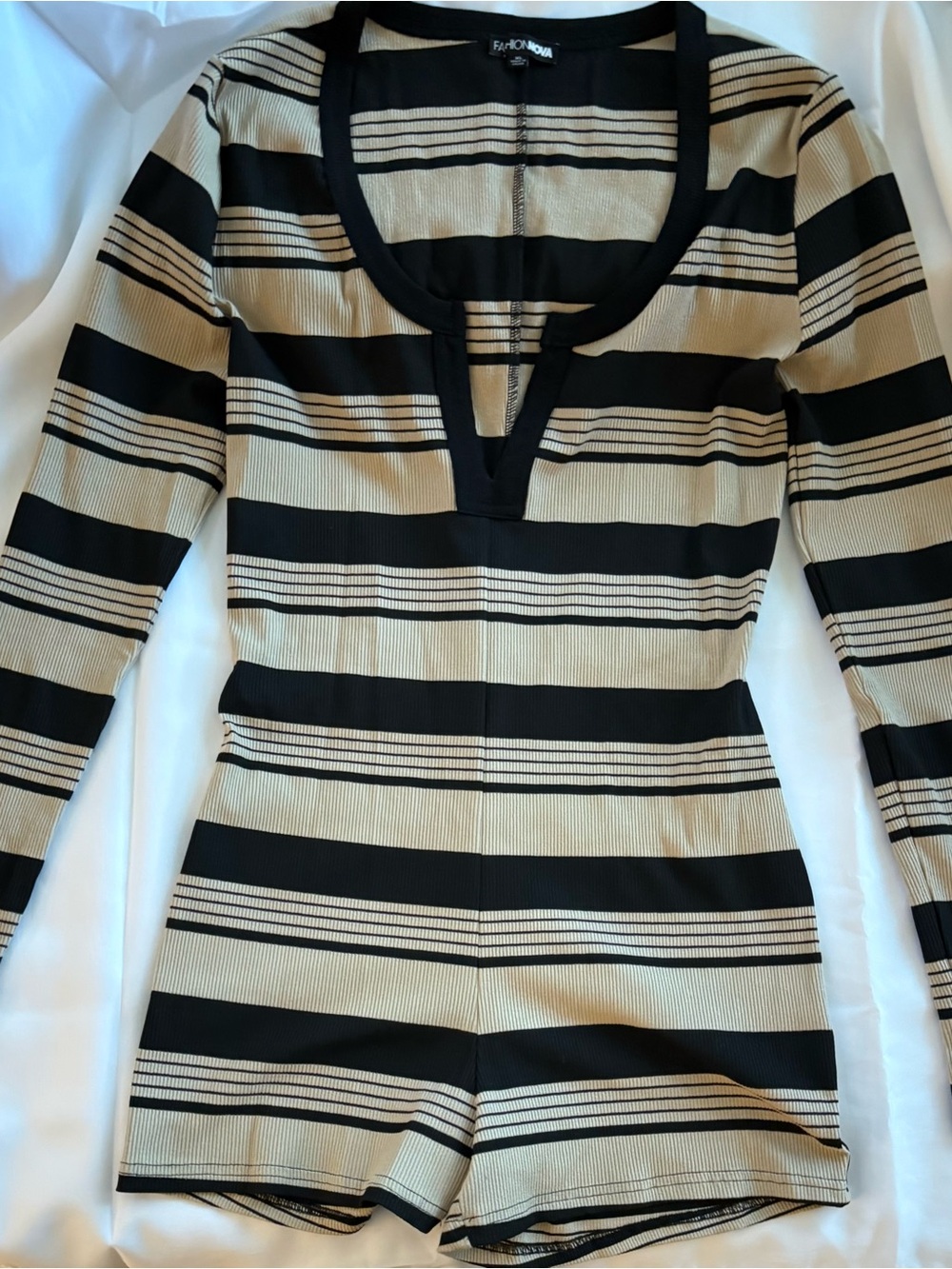 Fashion Nova Black and Beige Striped Long-Sleeve Scoop V-Notch Bodysuit Romper